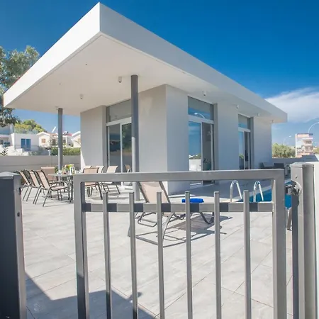 וילה Desi - 2 Villas Next To Each Other *
