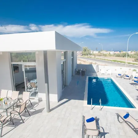 Desi - 2 Villas Next To Each Other Βίλα *